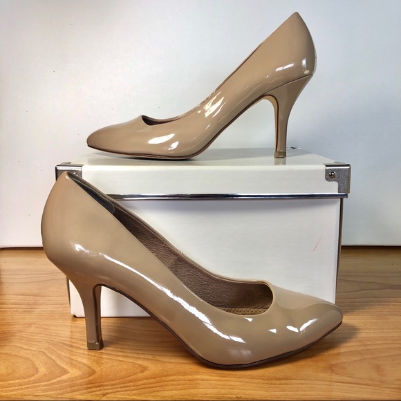 Chinese Laundry leather heels - Picture 1 of 5